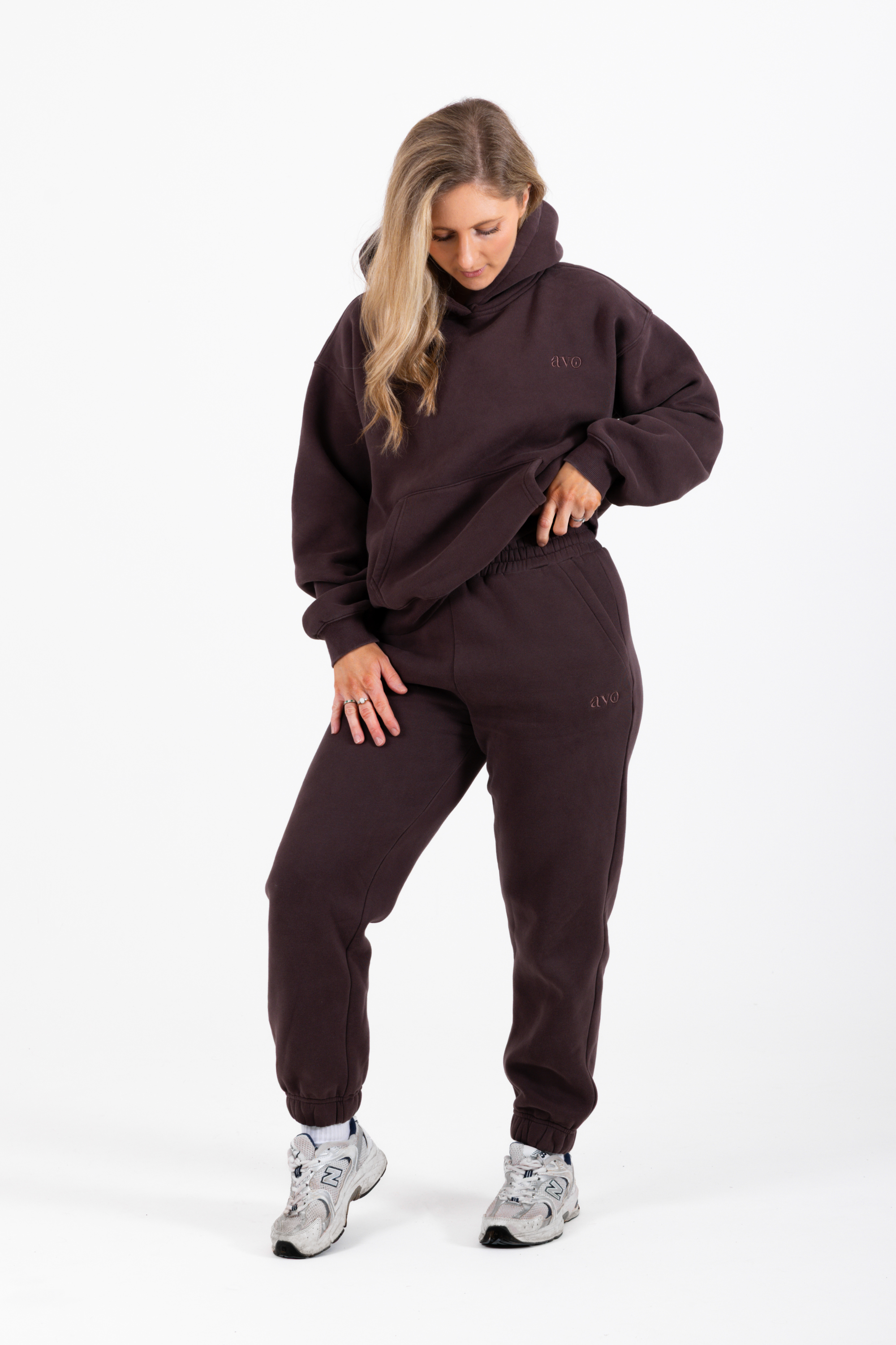 The Demi Jogger - Dark Brown - Avo Activewear