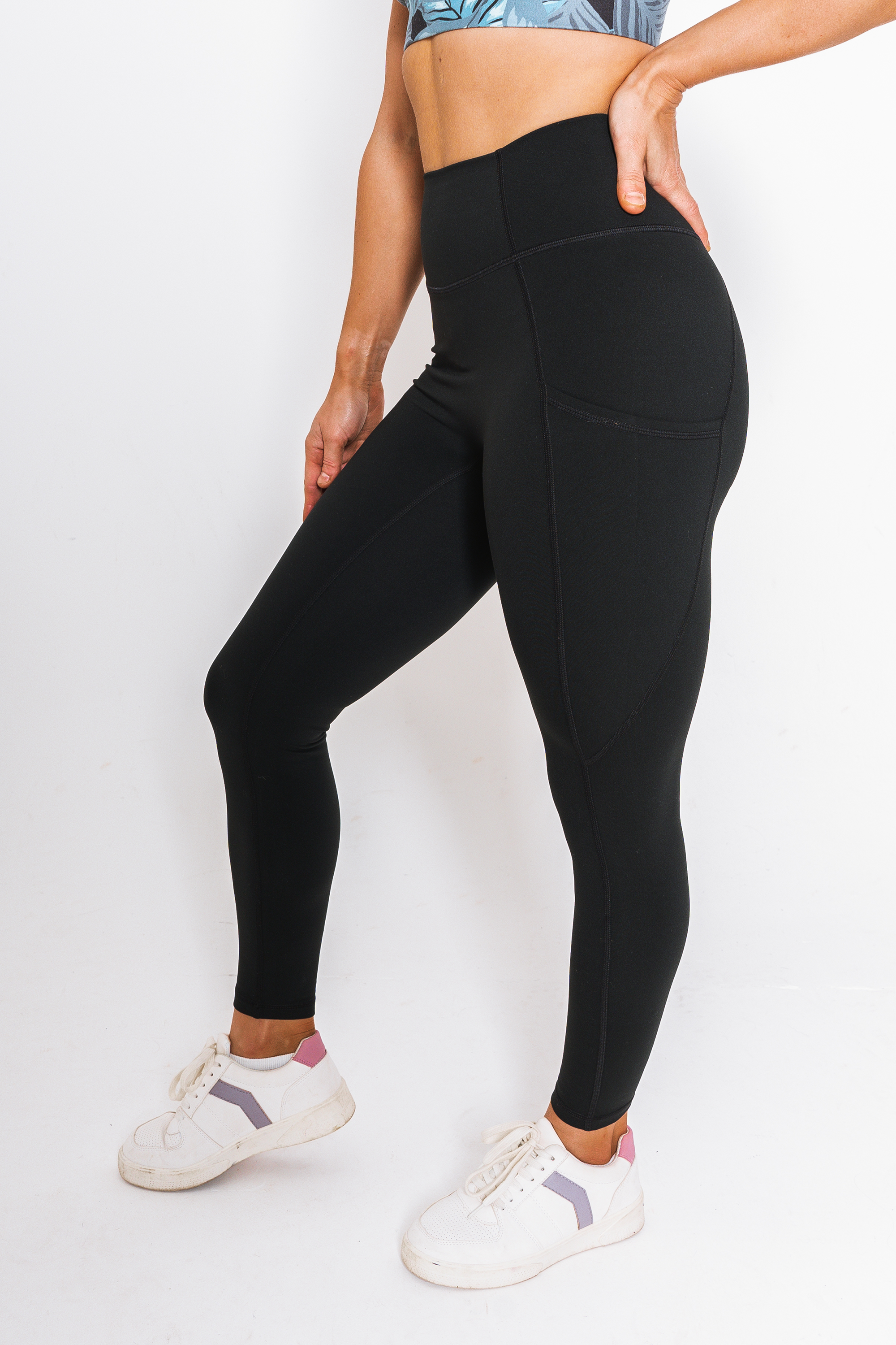 The Pocket Rocket Legging - Black - Avo Activewear