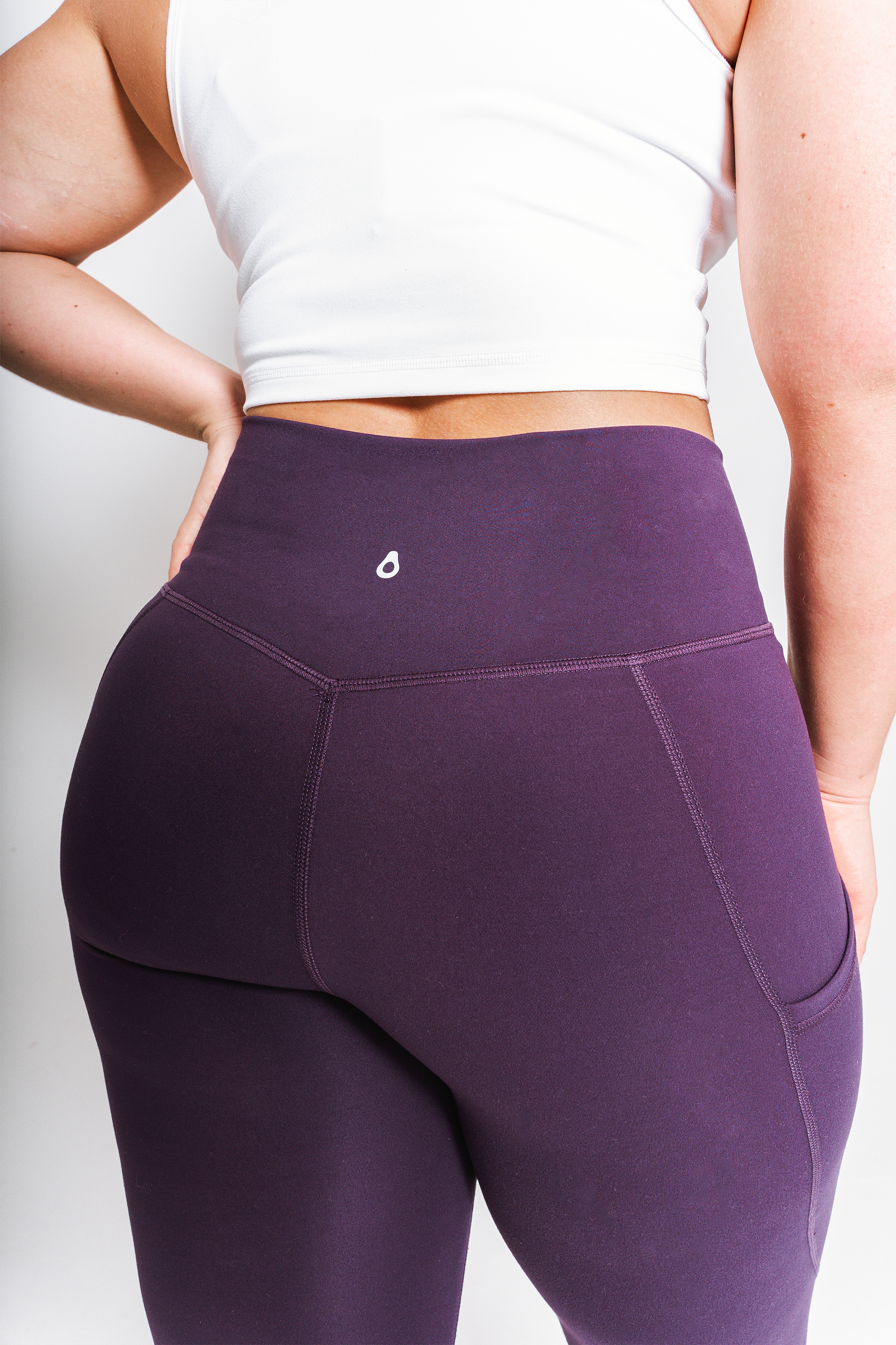 The Pocket Rocket Legging - Plum - Avo Activewear