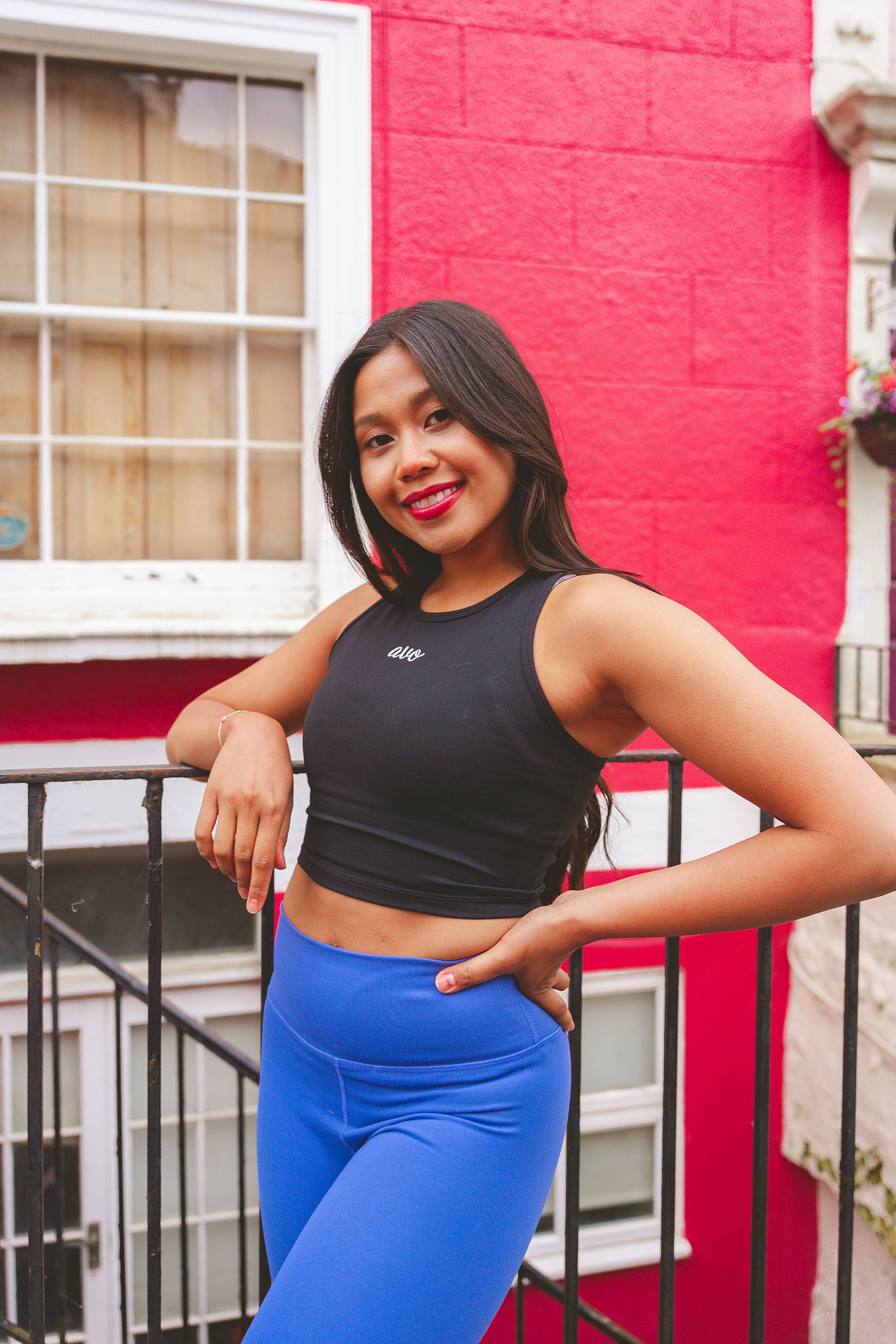 The Senara Crop Top - Smooth Black - Avo Activewear Ltd